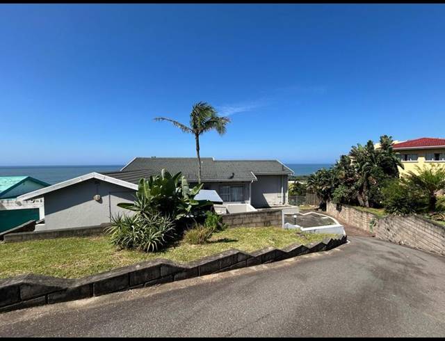 4 BEDROOM HOUSE FOR SALE IN OSLO BEACH